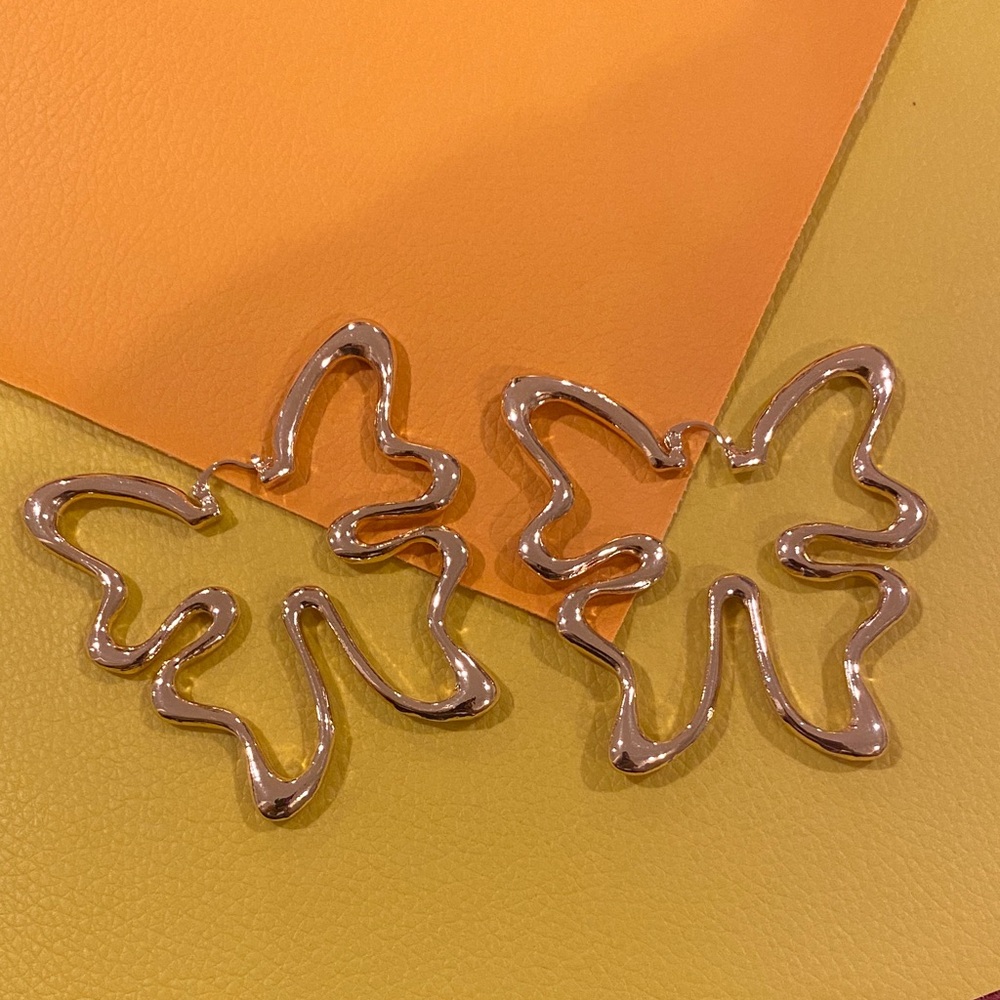Elegant Gold Butterfly Earrings